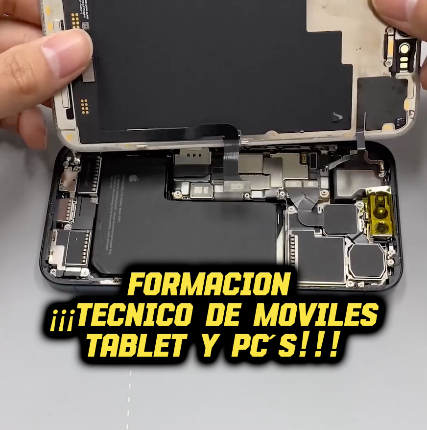 Aula y trabajos de alumnos en School Repair Phones
